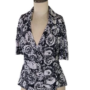 Diane Von Furstenberg Wrap Top , Sz 12 , EUC